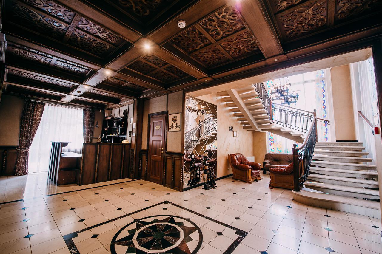 Urartu Hotel Kharkiv Eksteriør billede